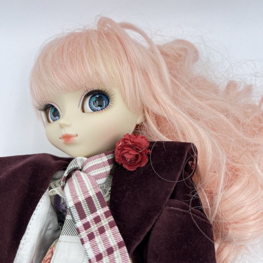 Groove Pullip Doll Alice Du Jardin Pink Hair Burgundy Velvet Trench Coat RARE